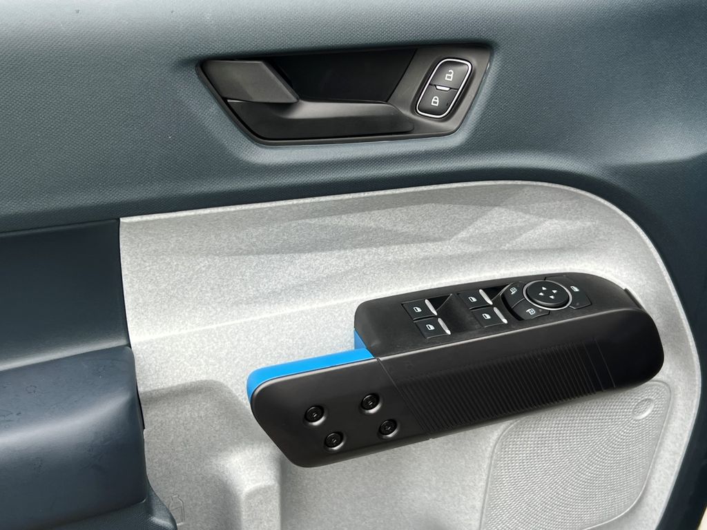 2025 Ford Maverick XLT - Photo 14
