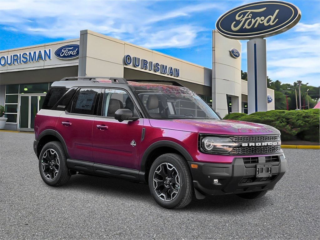 2025 Ford Bronco Sport Outer Banks's photo