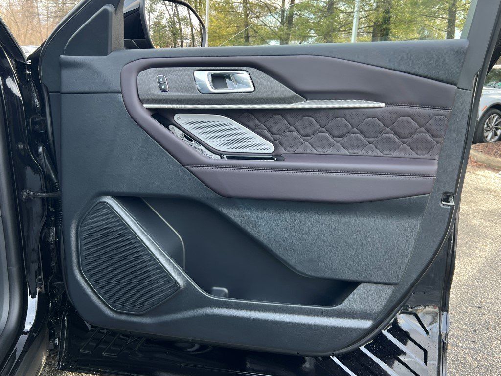 2026 Ford Explorer Platinum - Photo 7