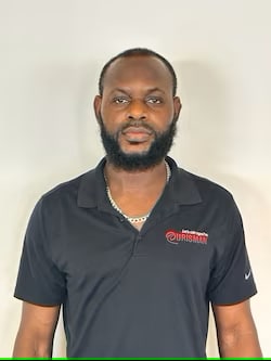 Staff member Mummuni Abankola from ID_6de883a734b4