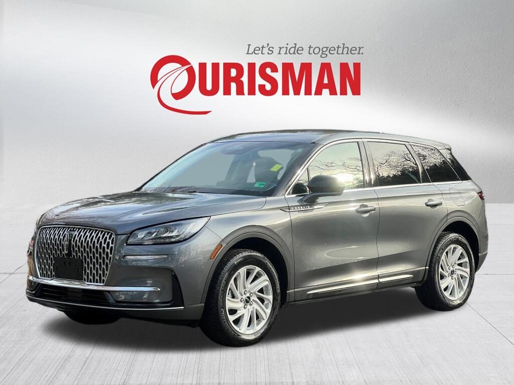 2023 Lincoln Corsair Standard photo 2