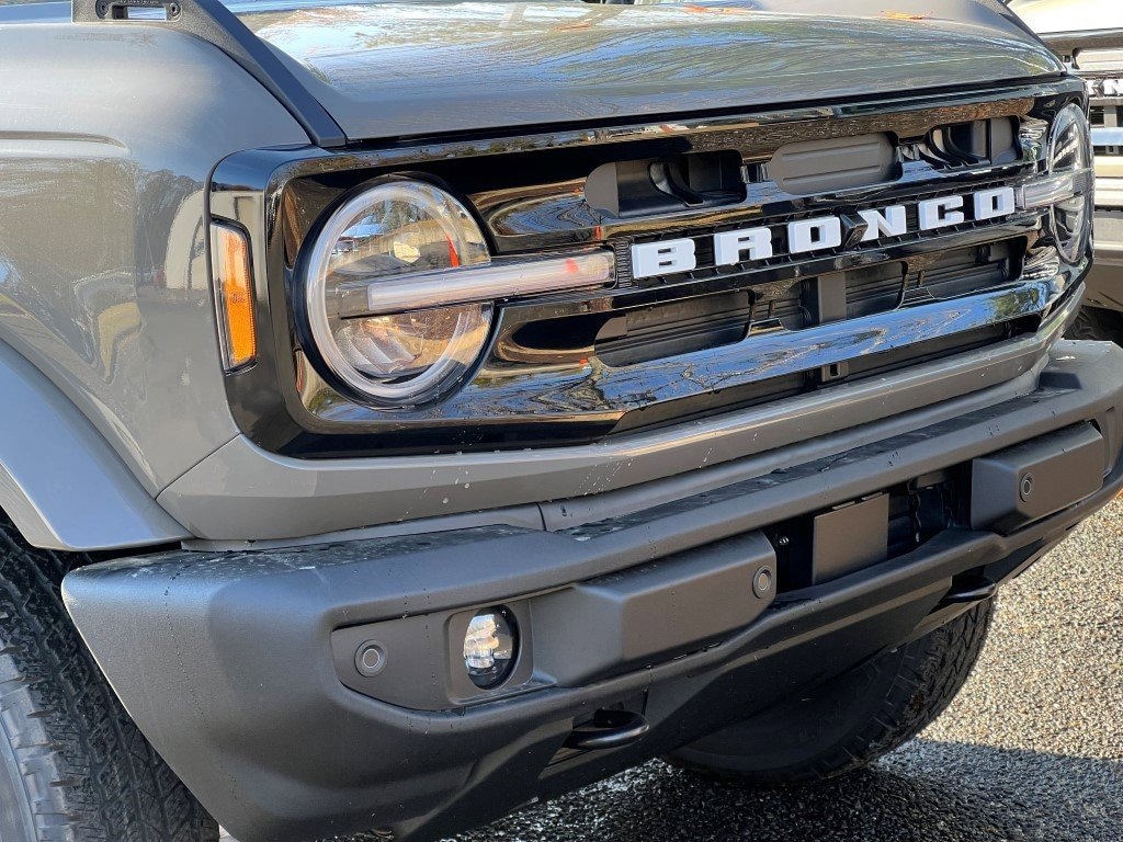 New 2025 Ford Bronco Outer Banks SUV