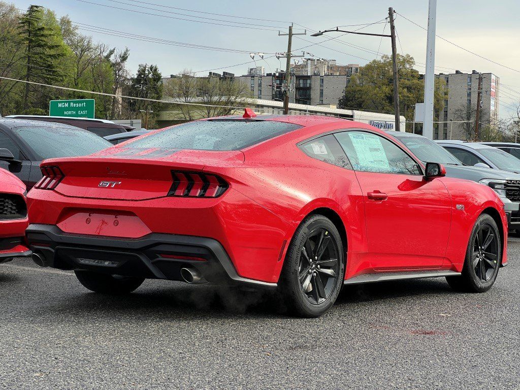 2025 Ford Mustang GT Fastback - Photo 12