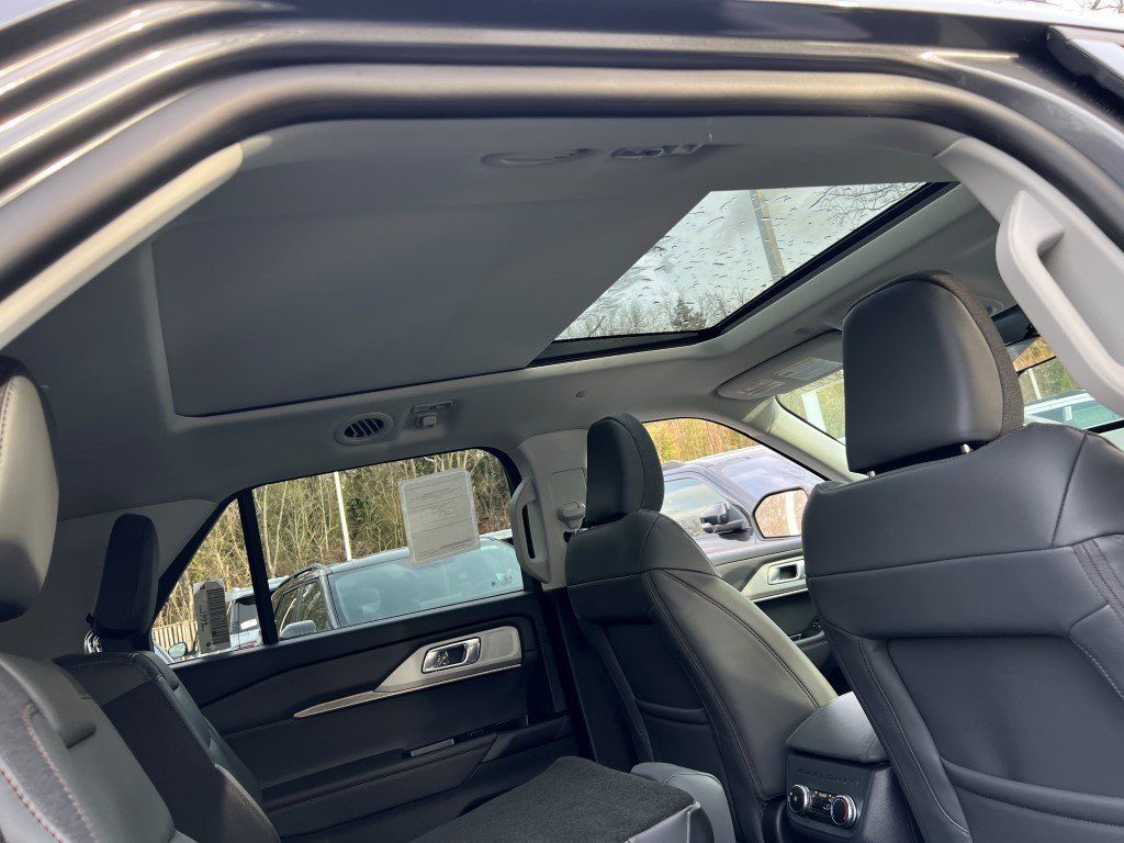 2026 Ford Explorer Active - Photo 11