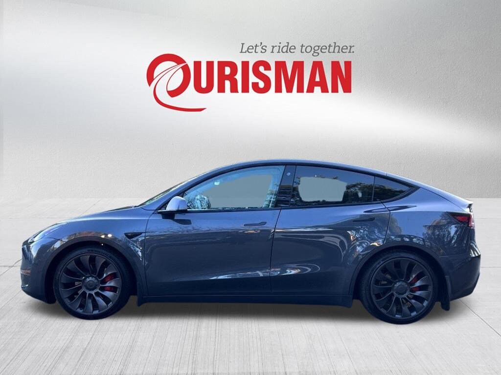 2022 Tesla Model Y Performance photo 3
