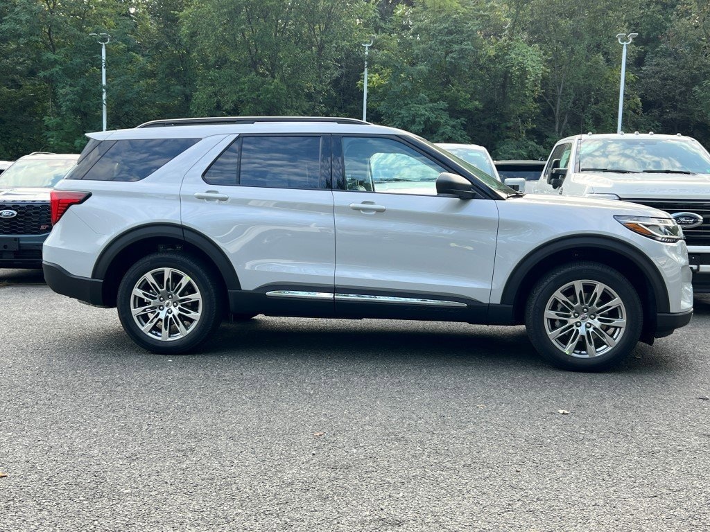 New 2025 Ford Explorer Active SUV