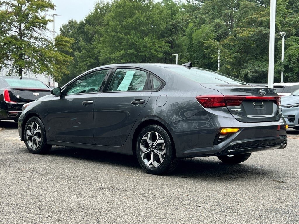 2021 Kia Forte LXS photo 2