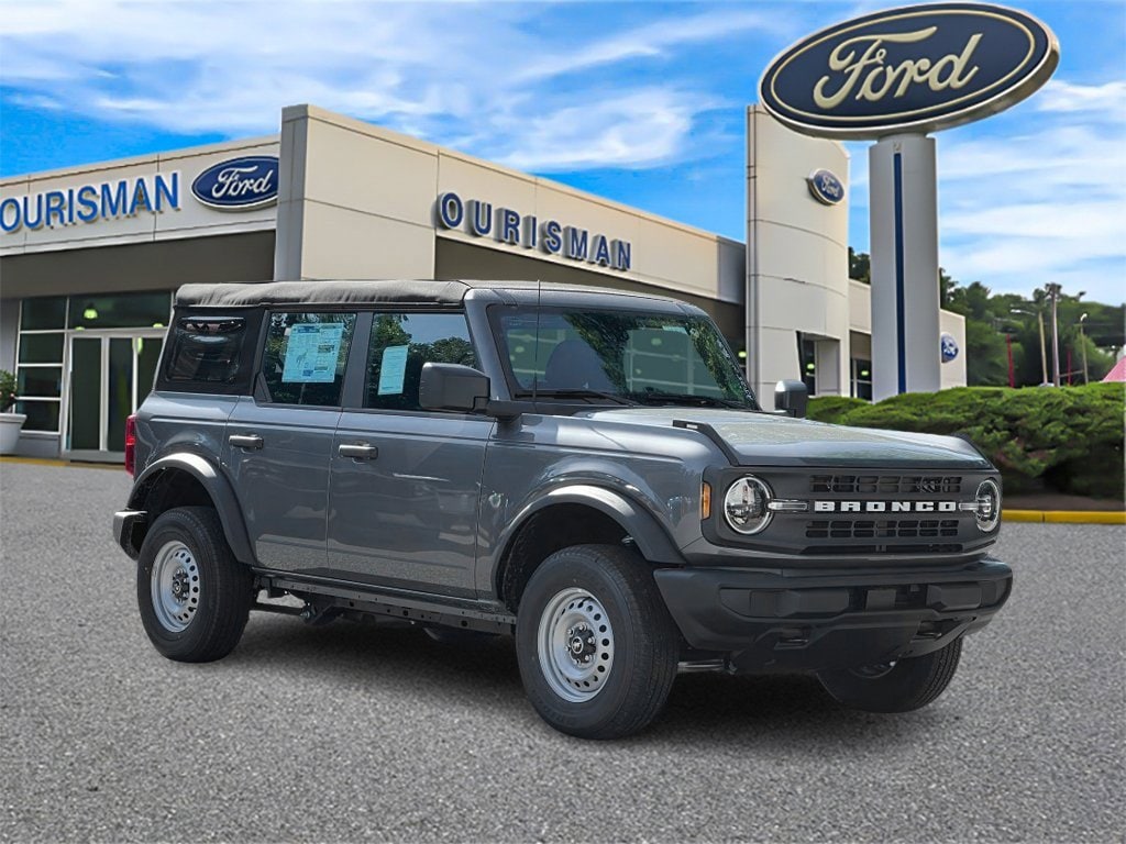 2025 Ford Bronco 4-Door Base's photo