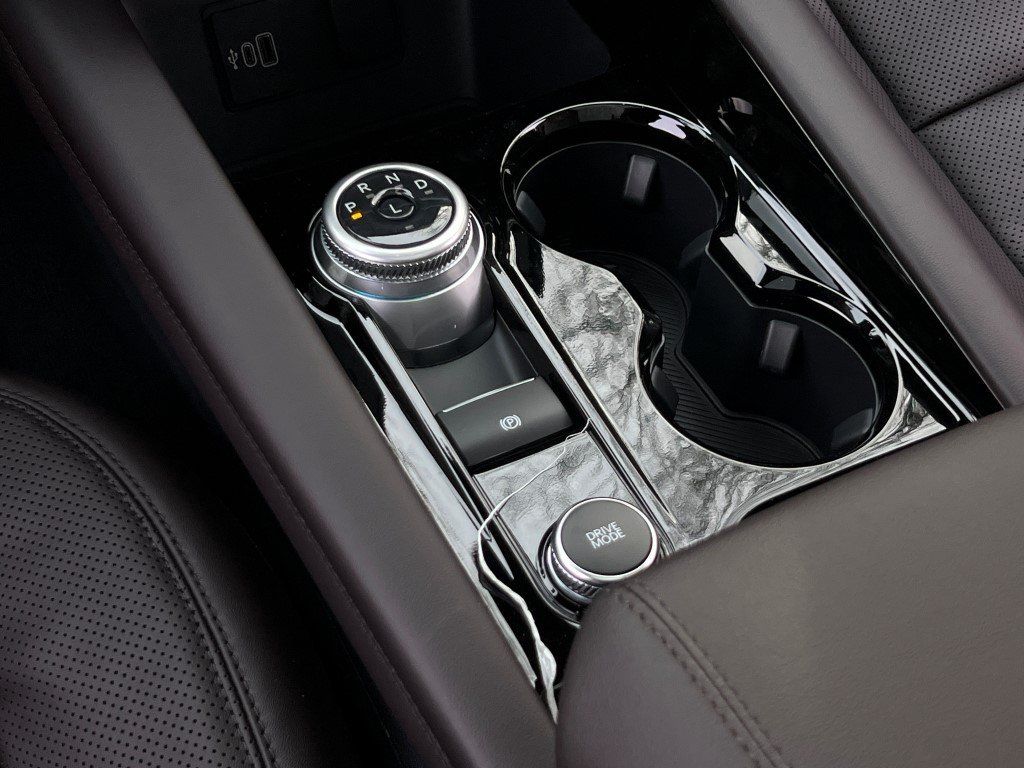 2026 Ford Explorer Platinum - Photo 15