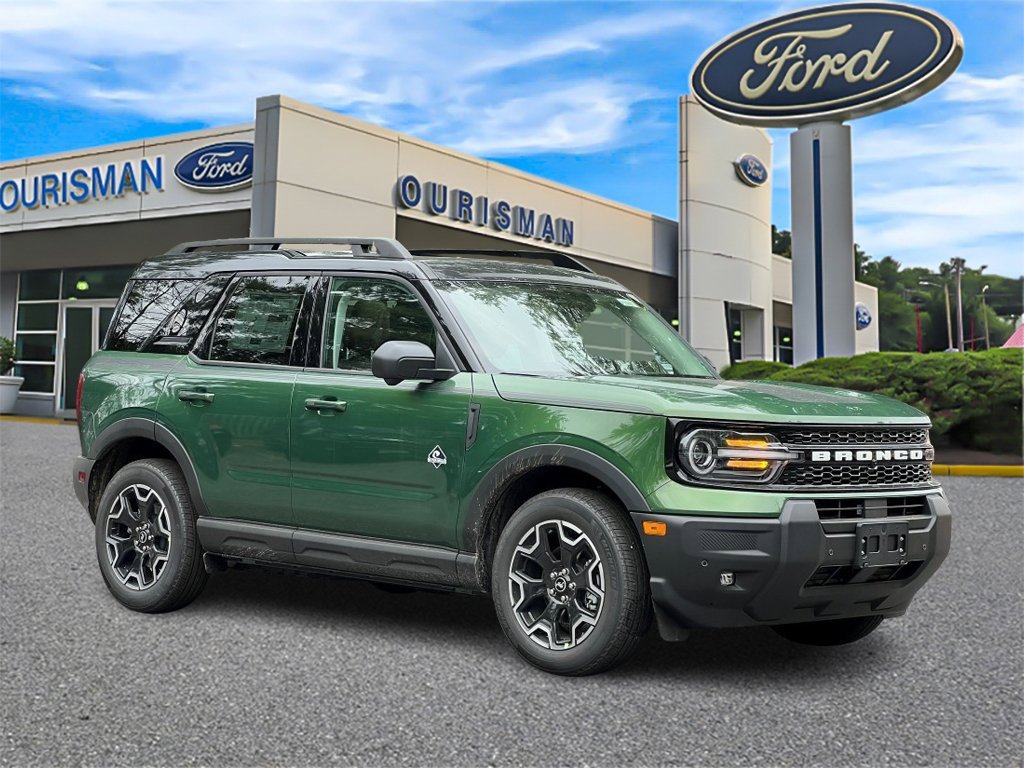 2025 Ford Bronco Sport Outer Banks's photo