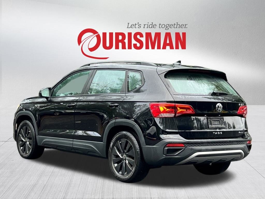 2022 Volkswagen Taos S photo 3