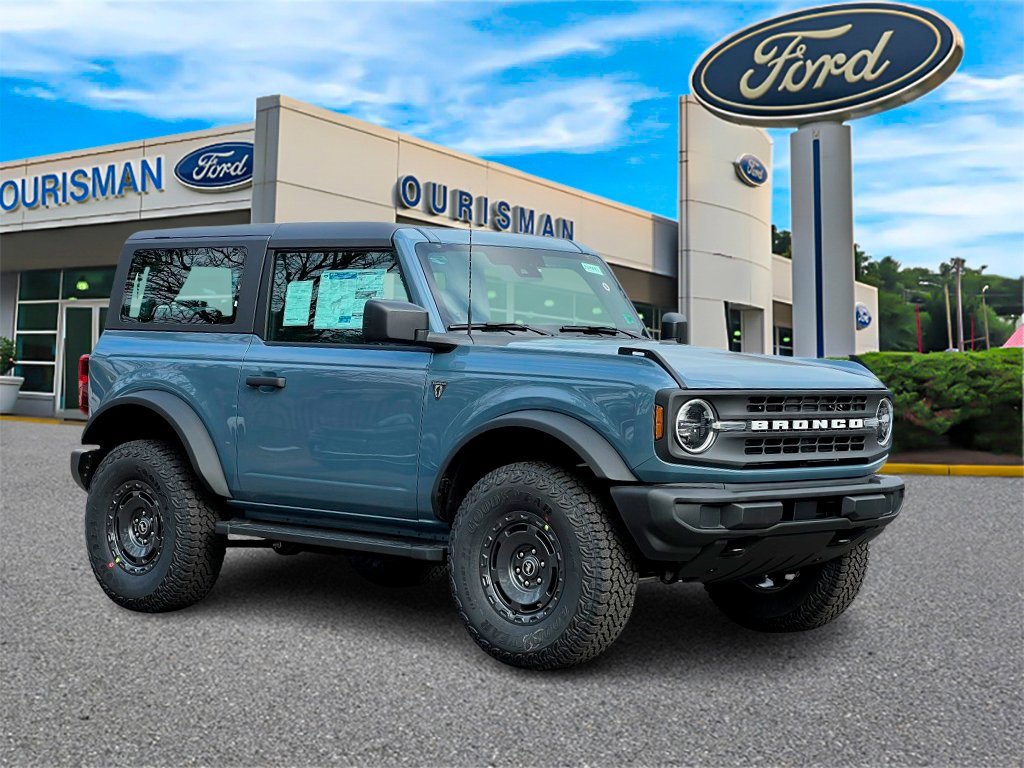 2025 Ford Bronco 2-Door Base's photo