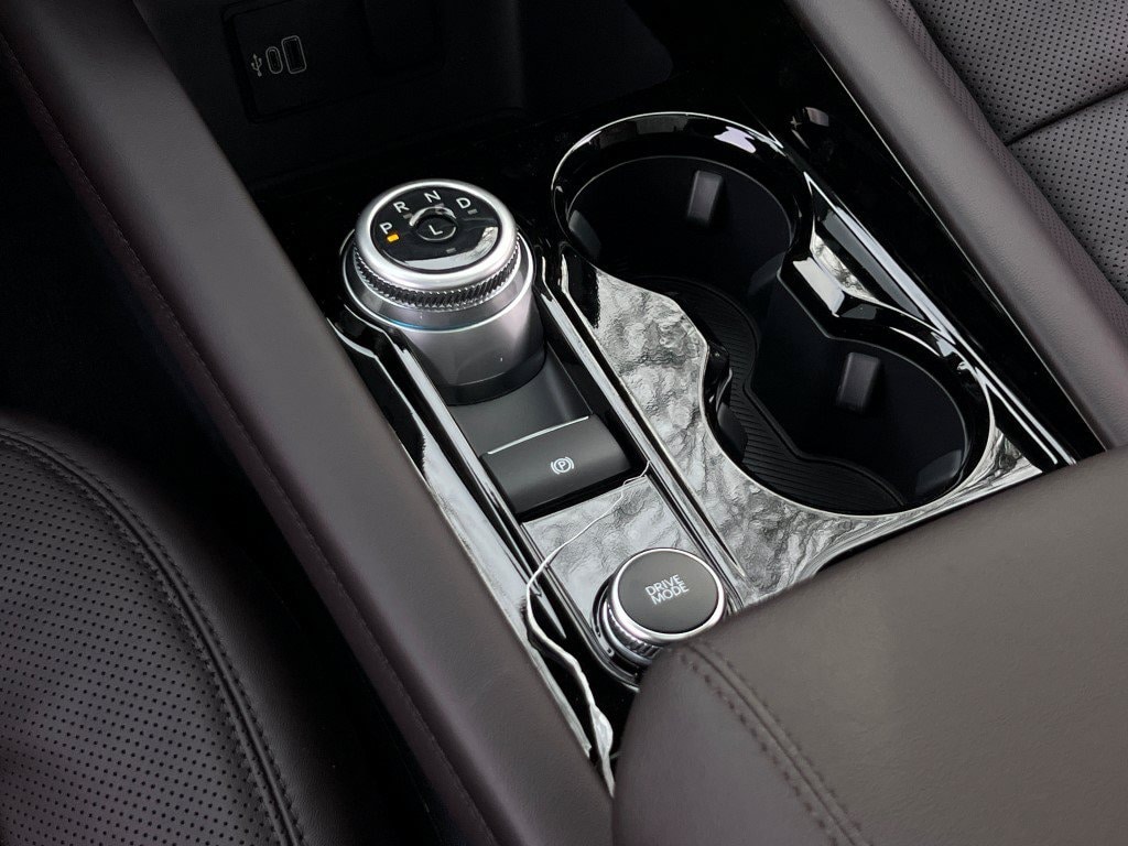 2026 Ford Explorer Platinum - Photo 15