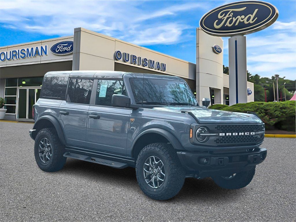 2025 Ford Bronco Badlands 4x4's photo