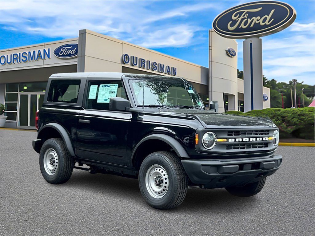 2025 Ford Bronco 2-Door Base's photo