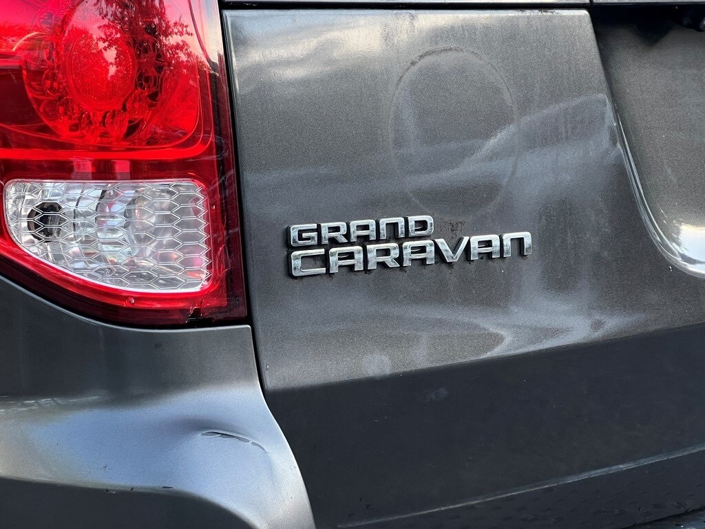 2014 Dodge Grand Caravan SE photo 3