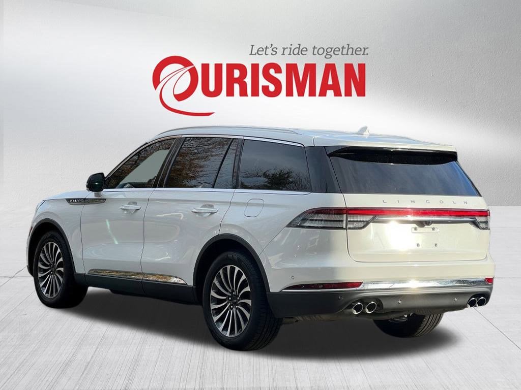 2022 Lincoln Aviator Reserve photo 3