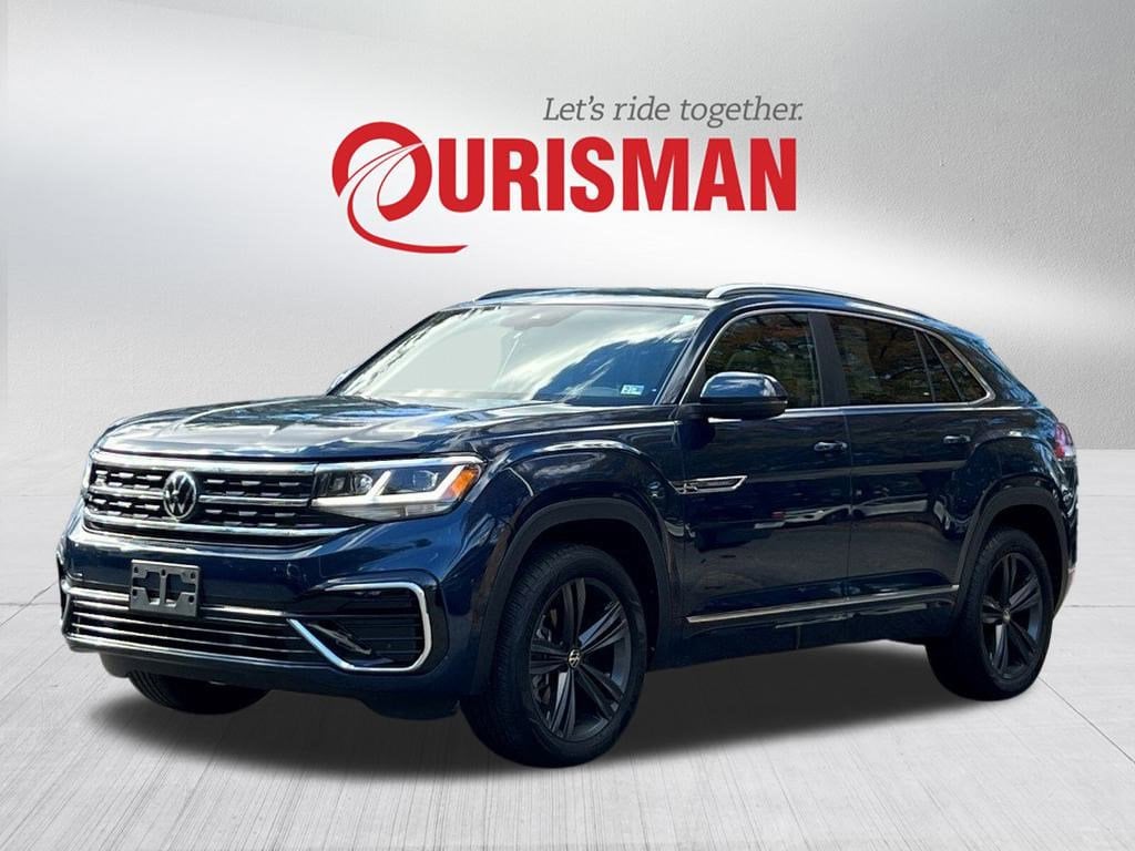 2022 Volkswagen Atlas Cross Sport SEL R-Line photo 2