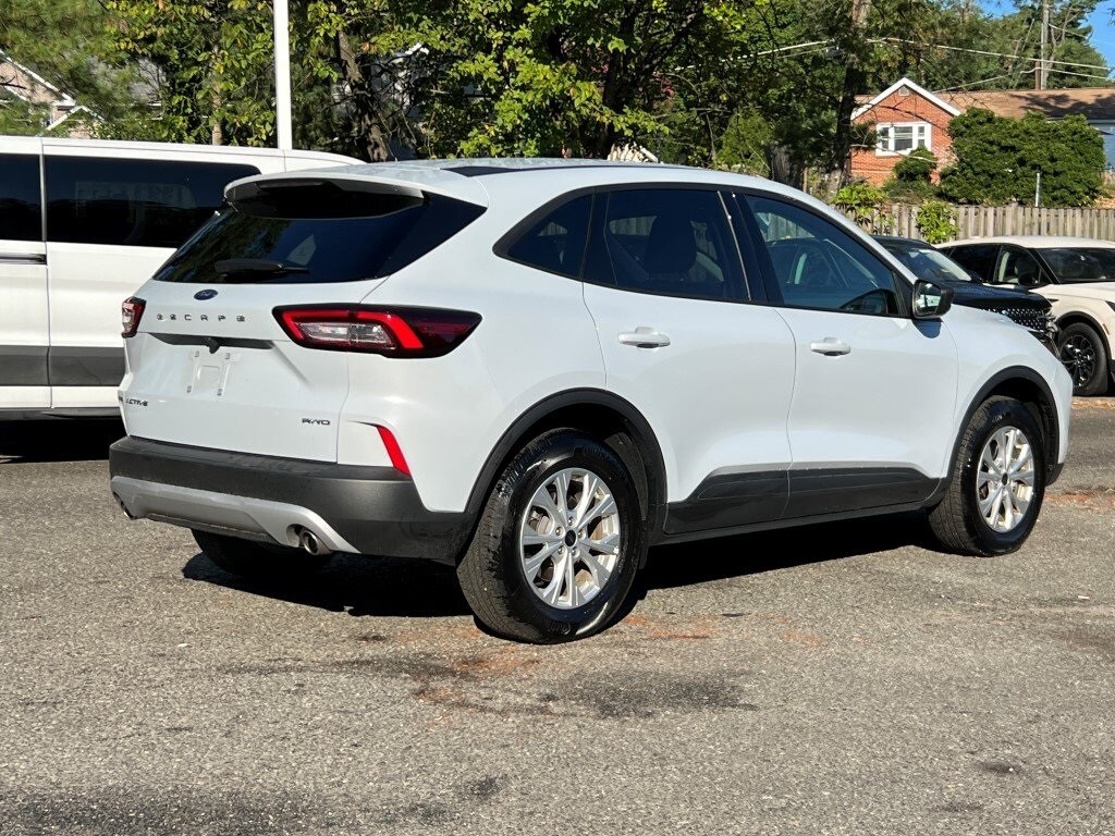 2025 Ford Escape Active photo 4