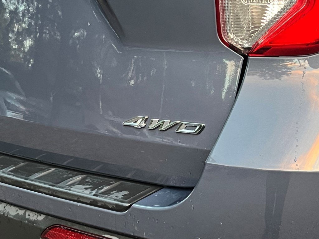 2021 Ford Explorer XLT photo 4