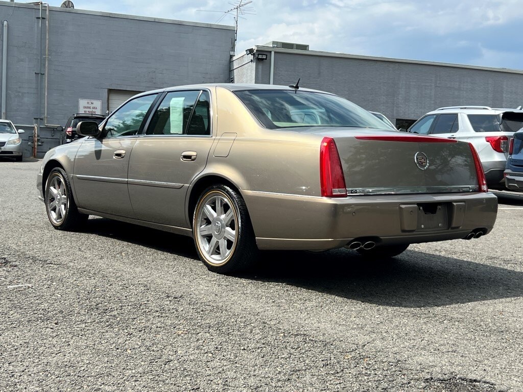2007 Cadillac DTS Luxury I photo 4