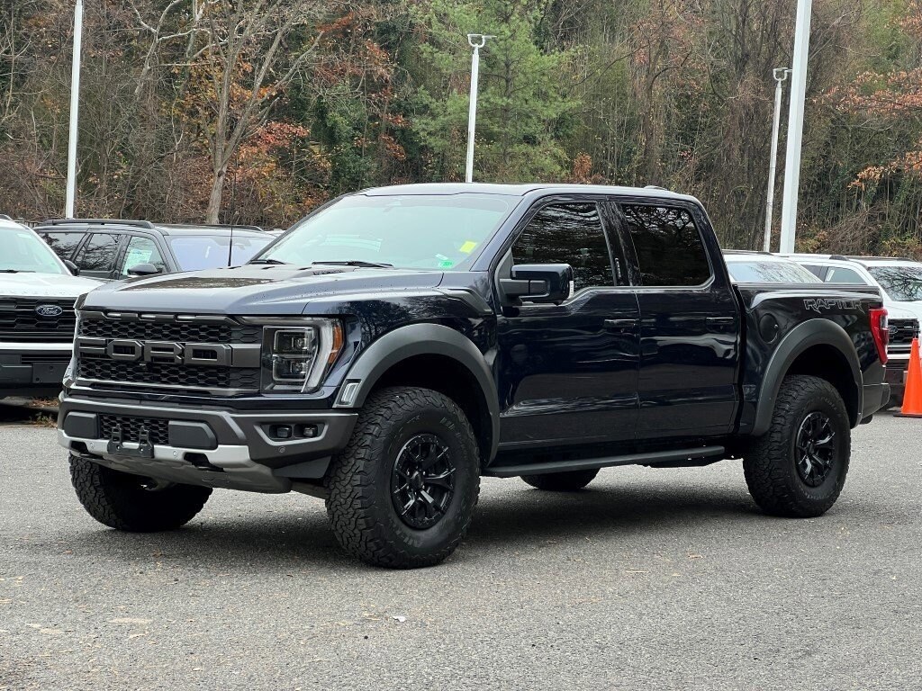2023 Ford F-150 Raptor photo 2