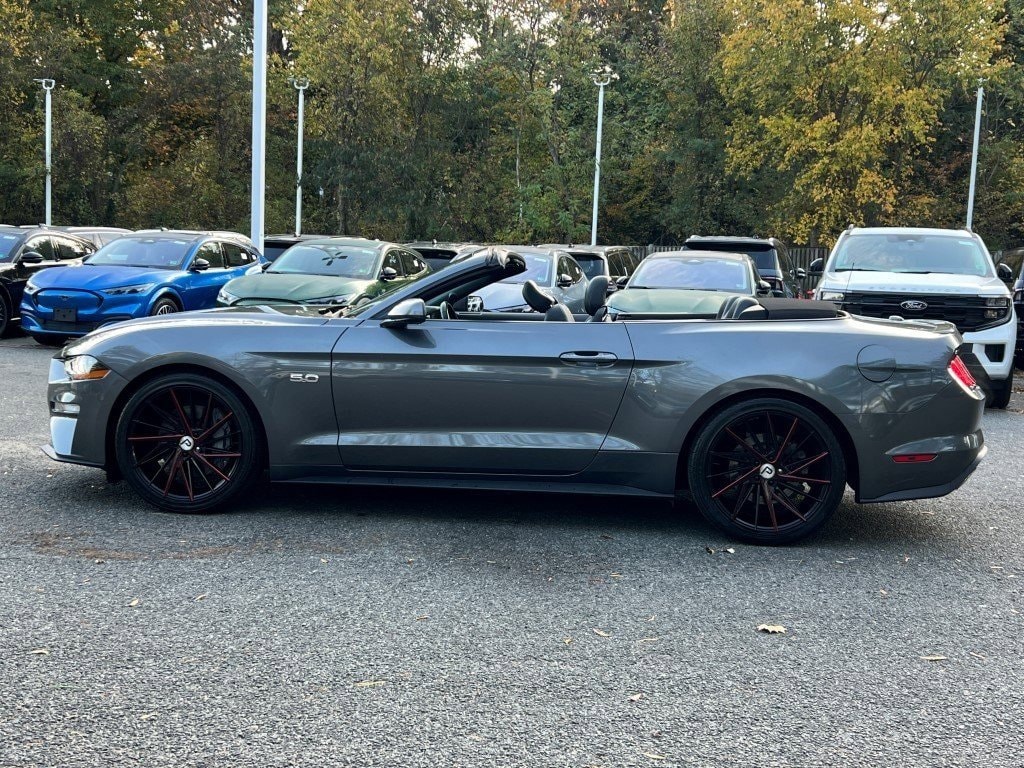 2023 Ford Mustang GT Premium Convertible photo 3