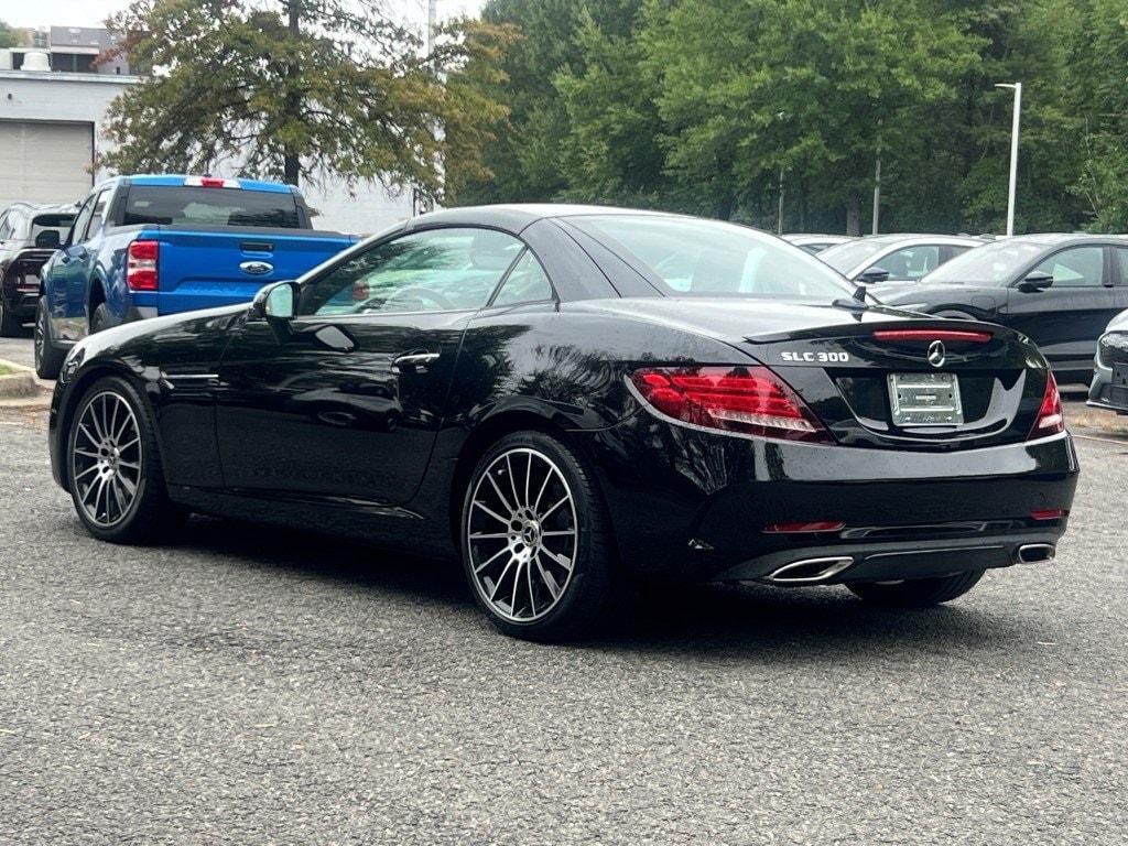 2018 Mercedes Benz SLC 300 photo 4