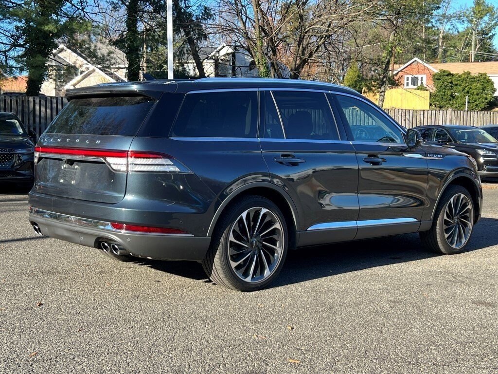 2021 Lincoln Aviator Reserve photo 4