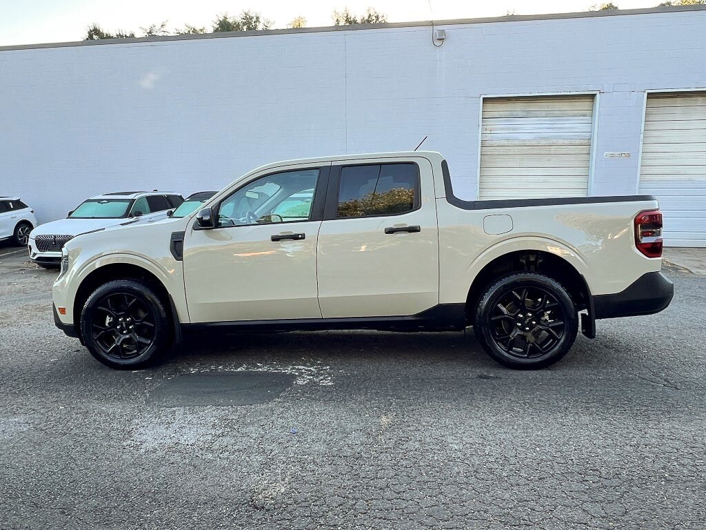 2025 Ford Maverick XLT photo 3