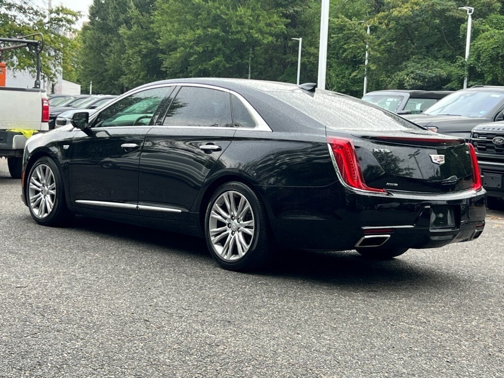 2019 Cadillac XTS Luxury photo 4