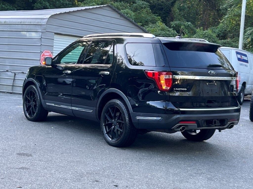 2018 Ford Explorer Limited photo 4