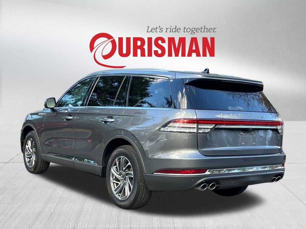 2023 Lincoln Aviator Standard photo 4