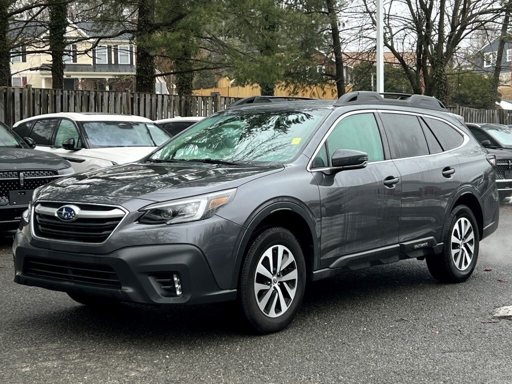 Used 2022 Subaru Outback Premium SUV
