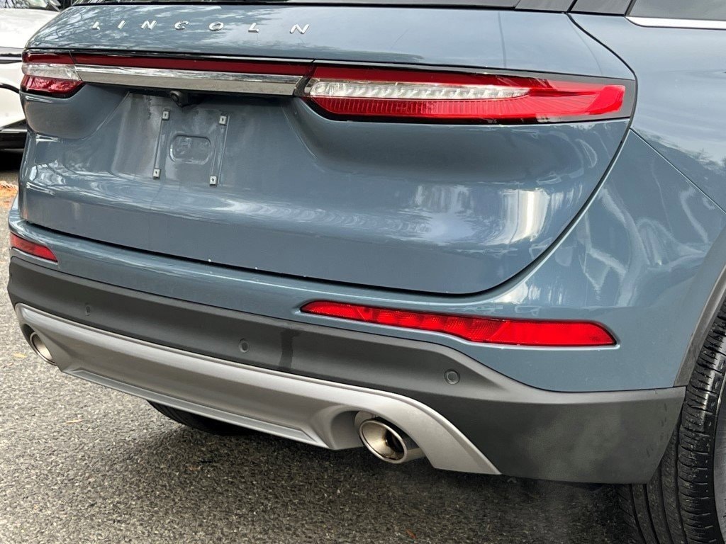 2023 Lincoln Corsair Standard photo 4