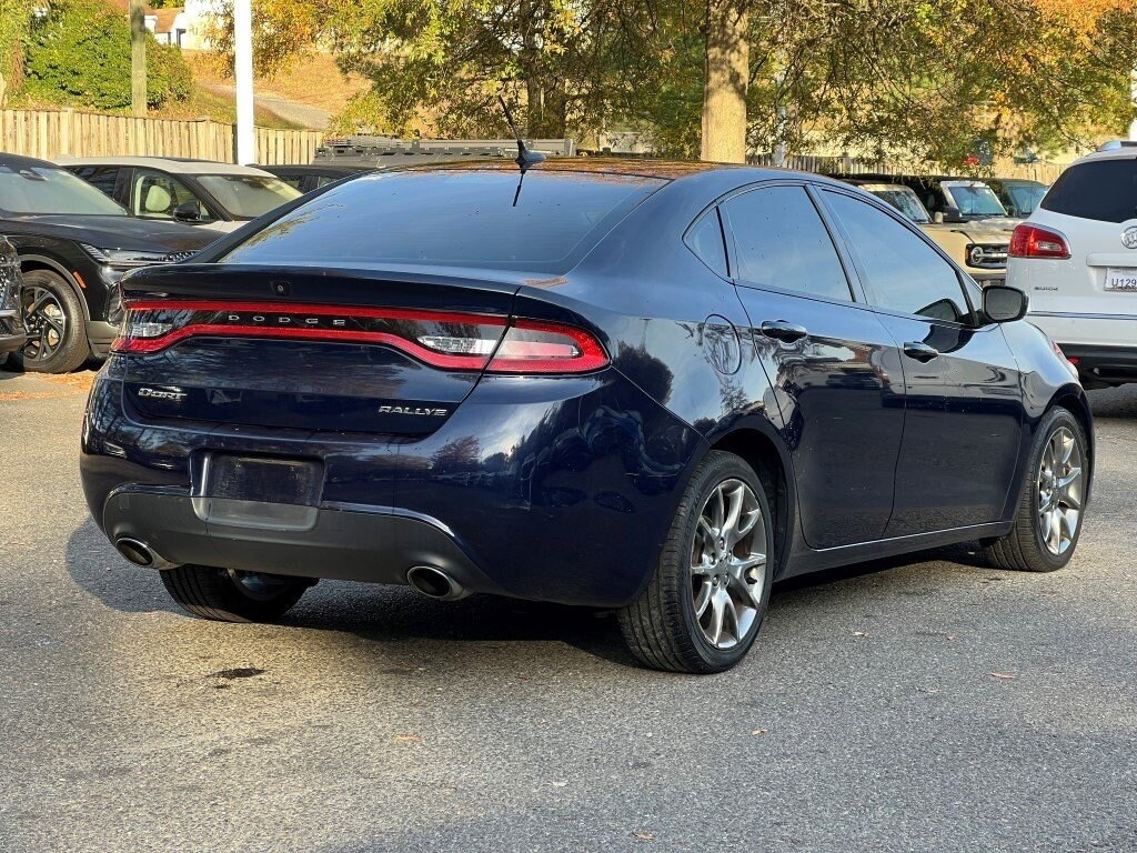 2015 Dodge Dart SXT photo 4
