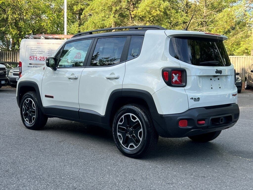 2017 Jeep Renegade Trailhawk photo 3