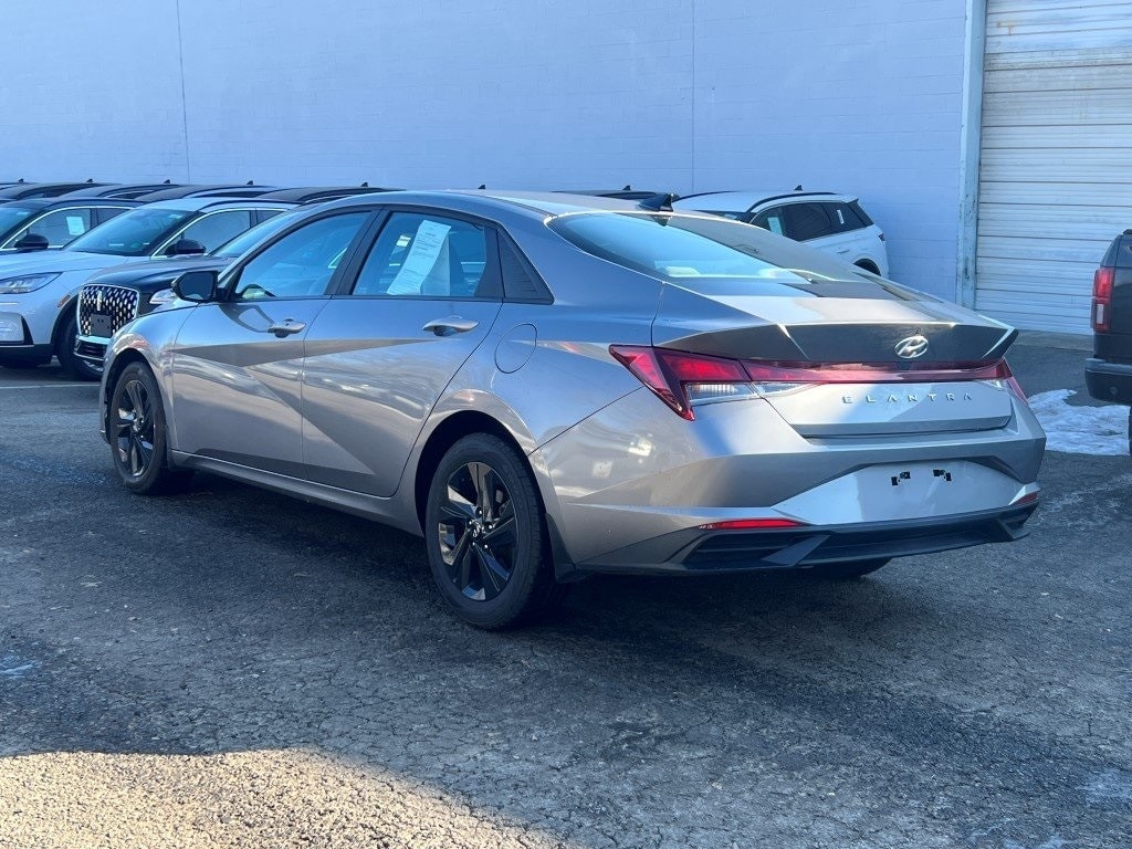 Used 2023 Hyundai Elantra SEL Sedan