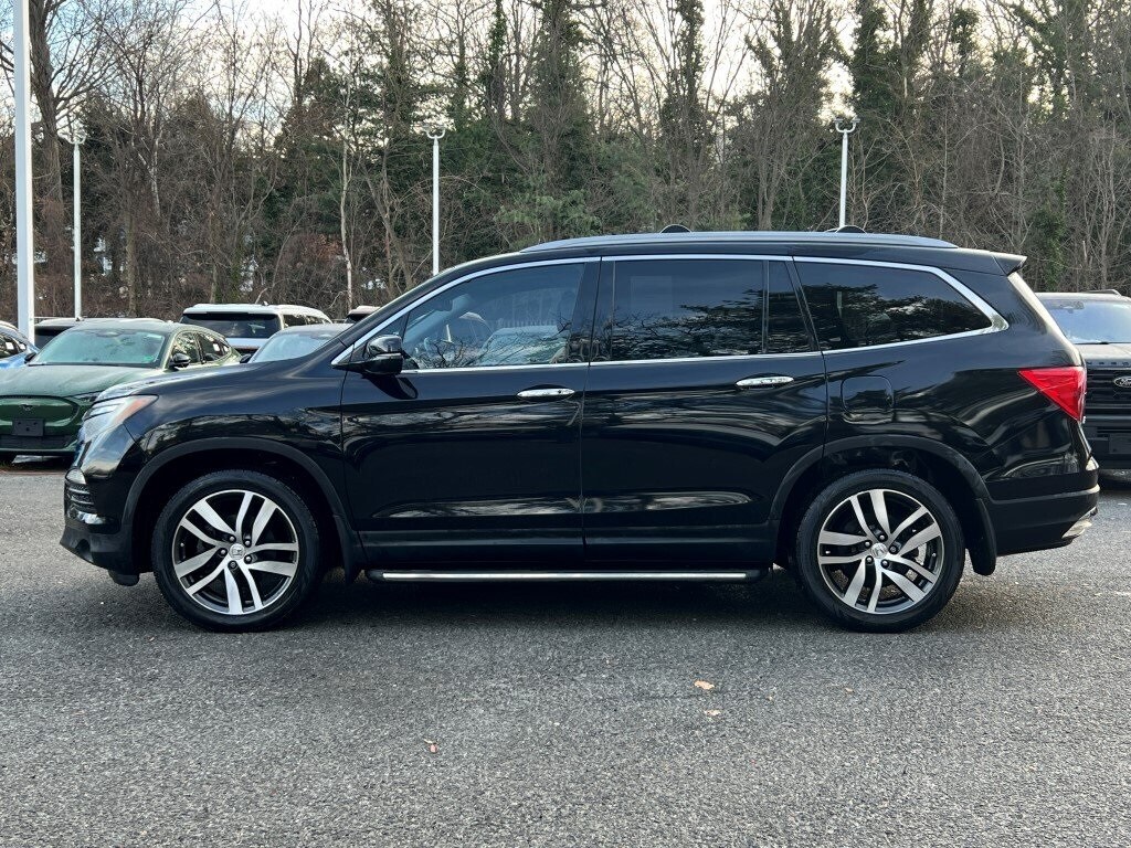 Used 2016 Honda Pilot Elite AWD SUV