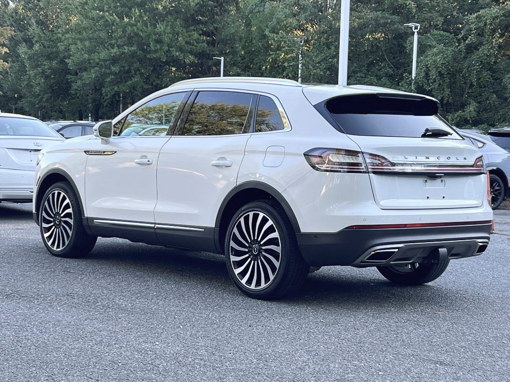 2022 Lincoln Nautilus Black Label photo 2