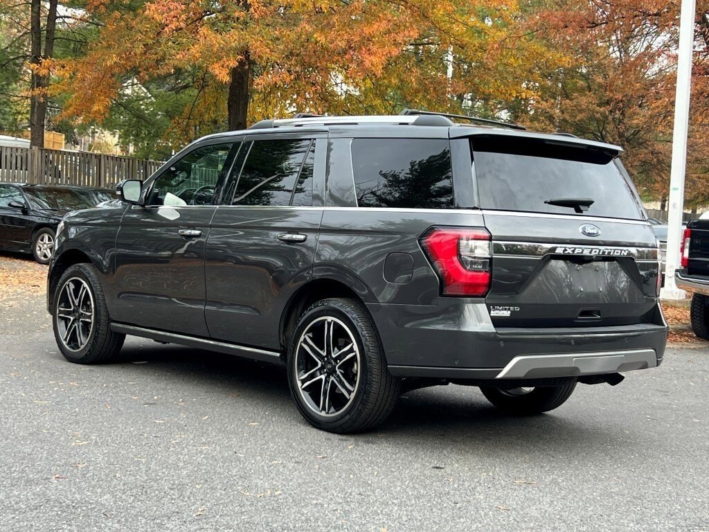 2021 Ford Expedition Limited photo 3