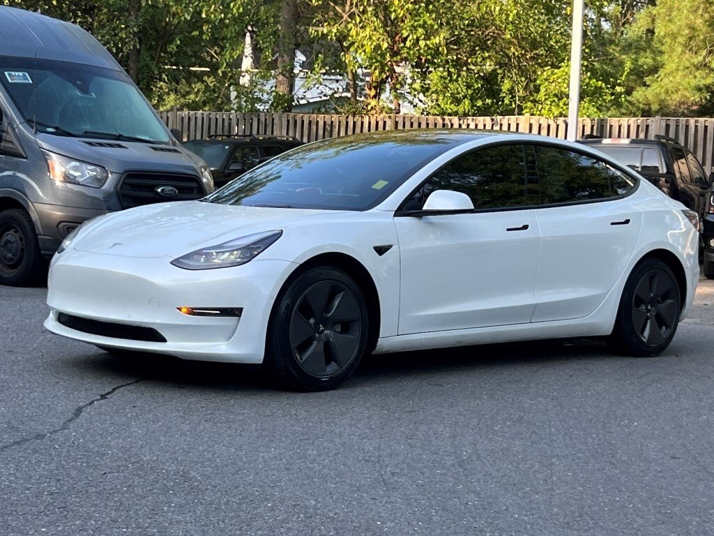 2022 Tesla Model 3 Long Range photo 2