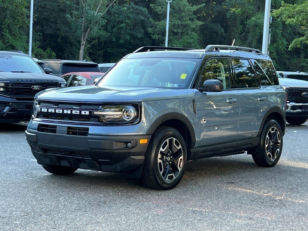 2024 Ford Bronco Sport Outer Banks photo 2