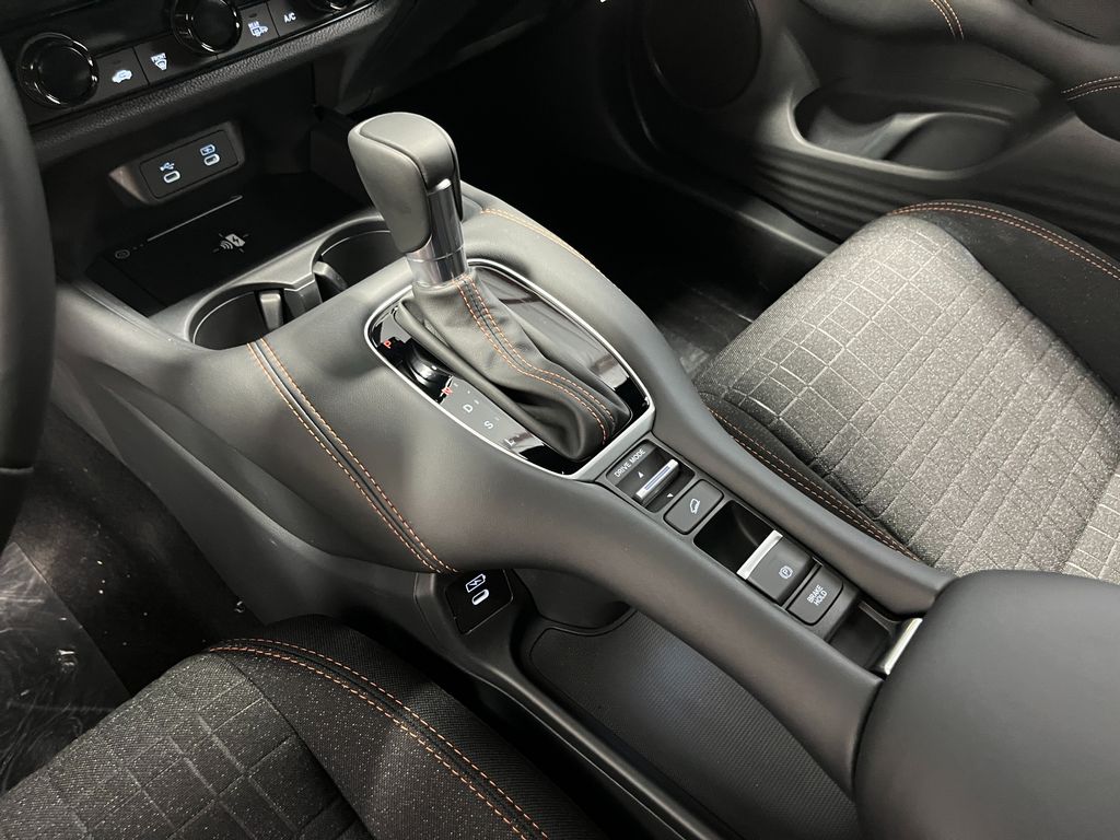 2026 Honda HR-V Sport - Photo 17
