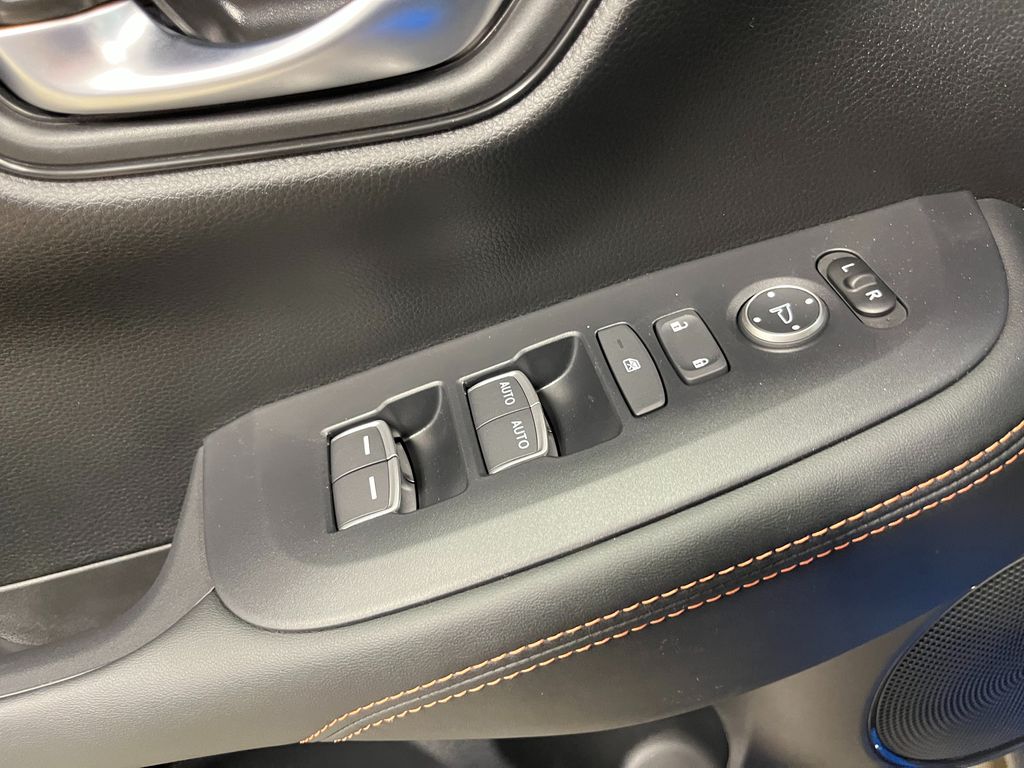 2026 Honda HR-V Sport - Photo 13