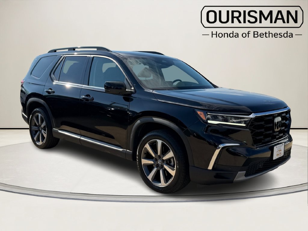 Certified 2023 Honda Pilot Touring SUV