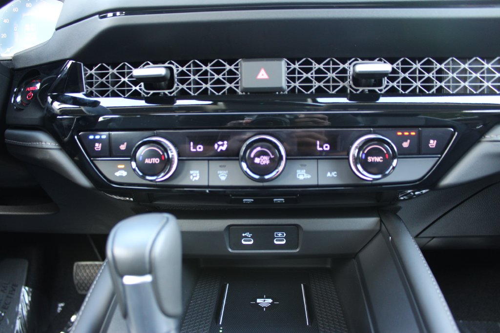 2026 Honda Accord Hybrid Touring - Photo 23
