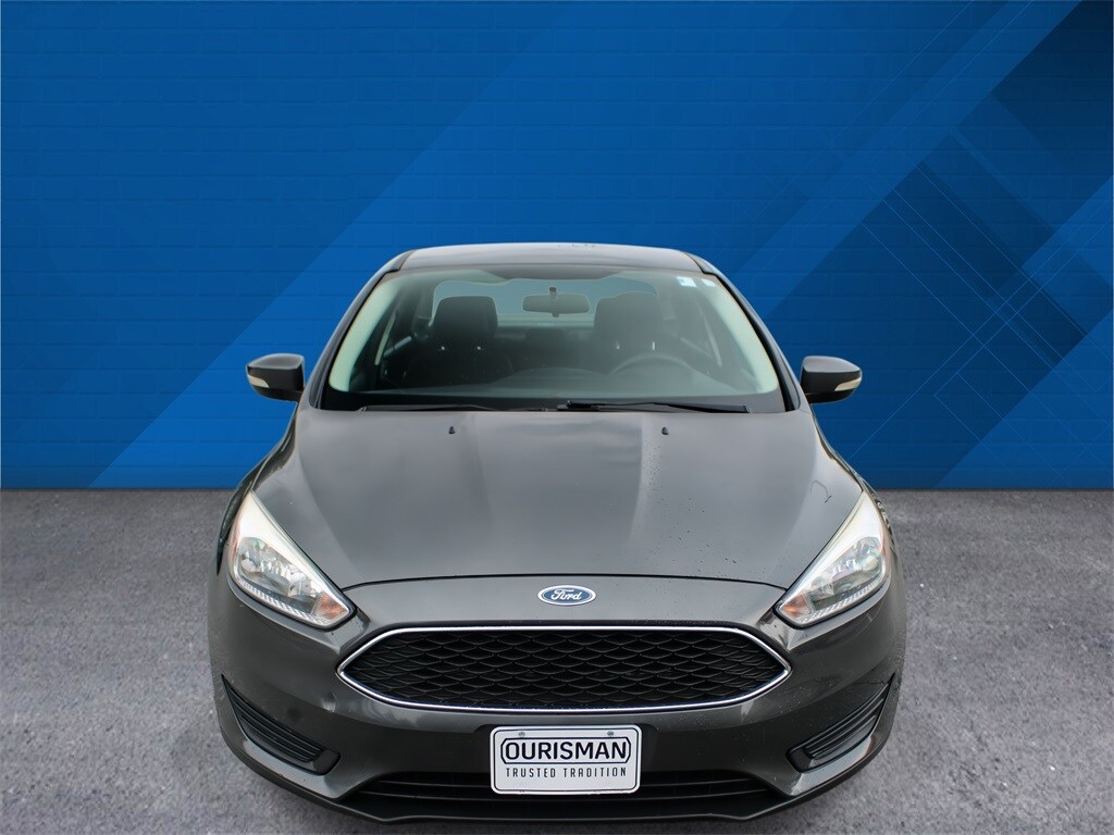 2017 Ford Focus SE photo 3