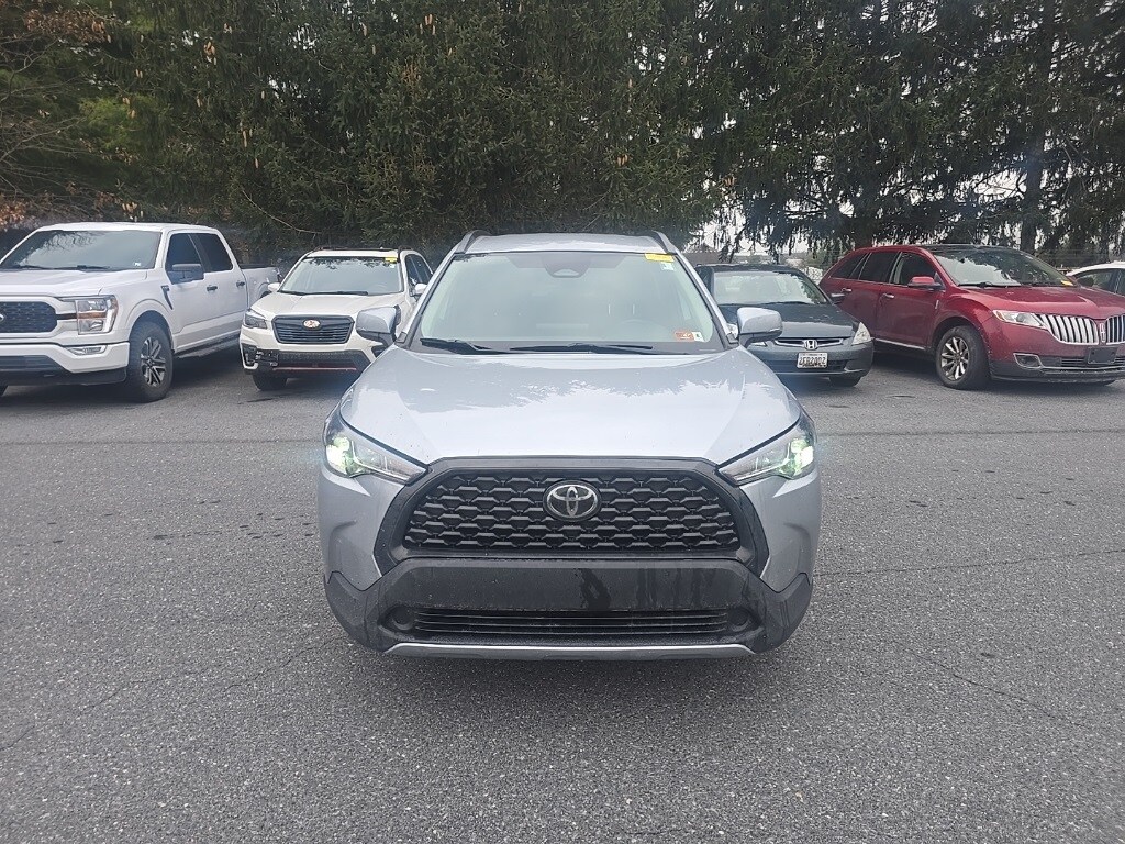 Used 2023 Toyota Corolla Cross LE SUV
