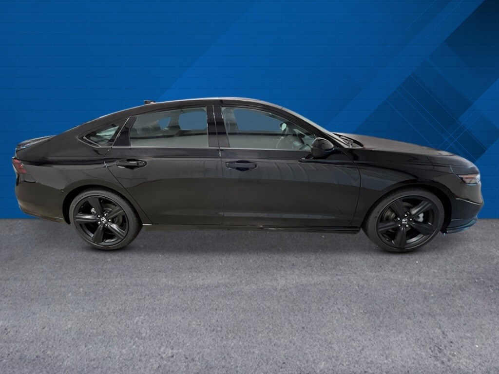 2025 Honda Accord Hybrid Sport-L photo 2